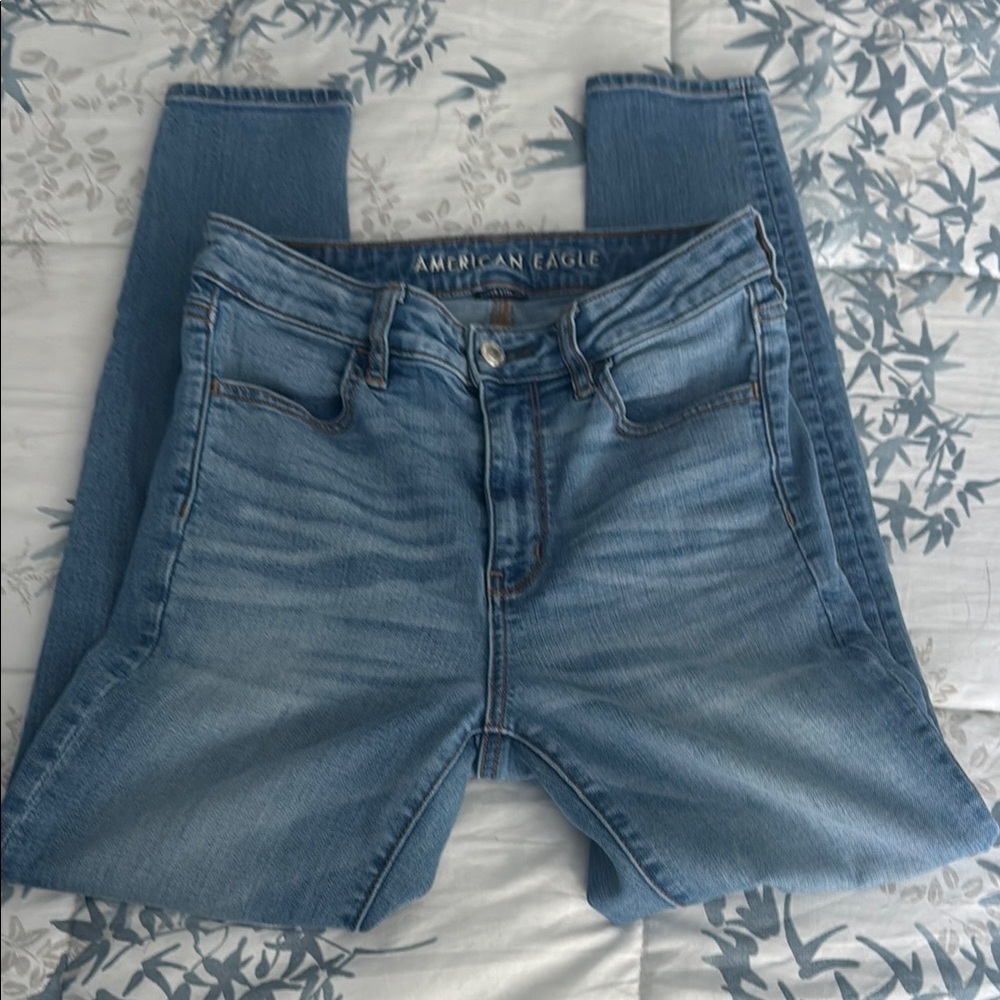 American Eagle Outfitters High Rise Blue Jeans